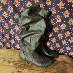 Slouchy Black Boots